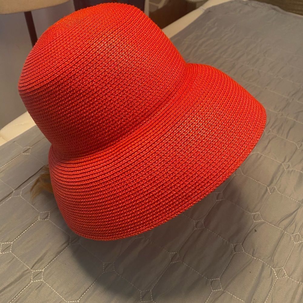 Red hat, one size - Picture 6 of 7